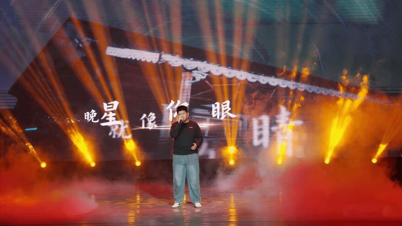 以声传情，以美润心：买球官方网站黄鸣鹤入选买球官方网站第二十四届校园“十佳歌手”